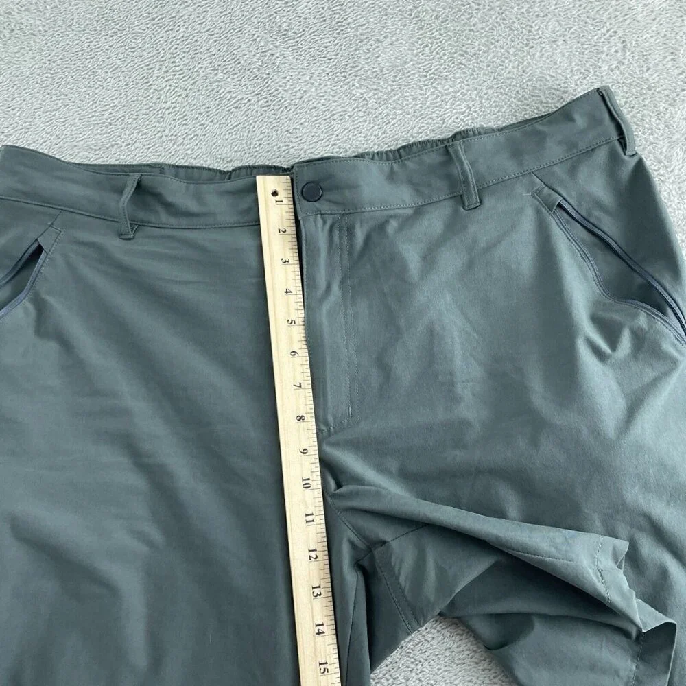 Columbia Mens Cargo Shorts 42/52 Gray Polyester & Elastane 5652